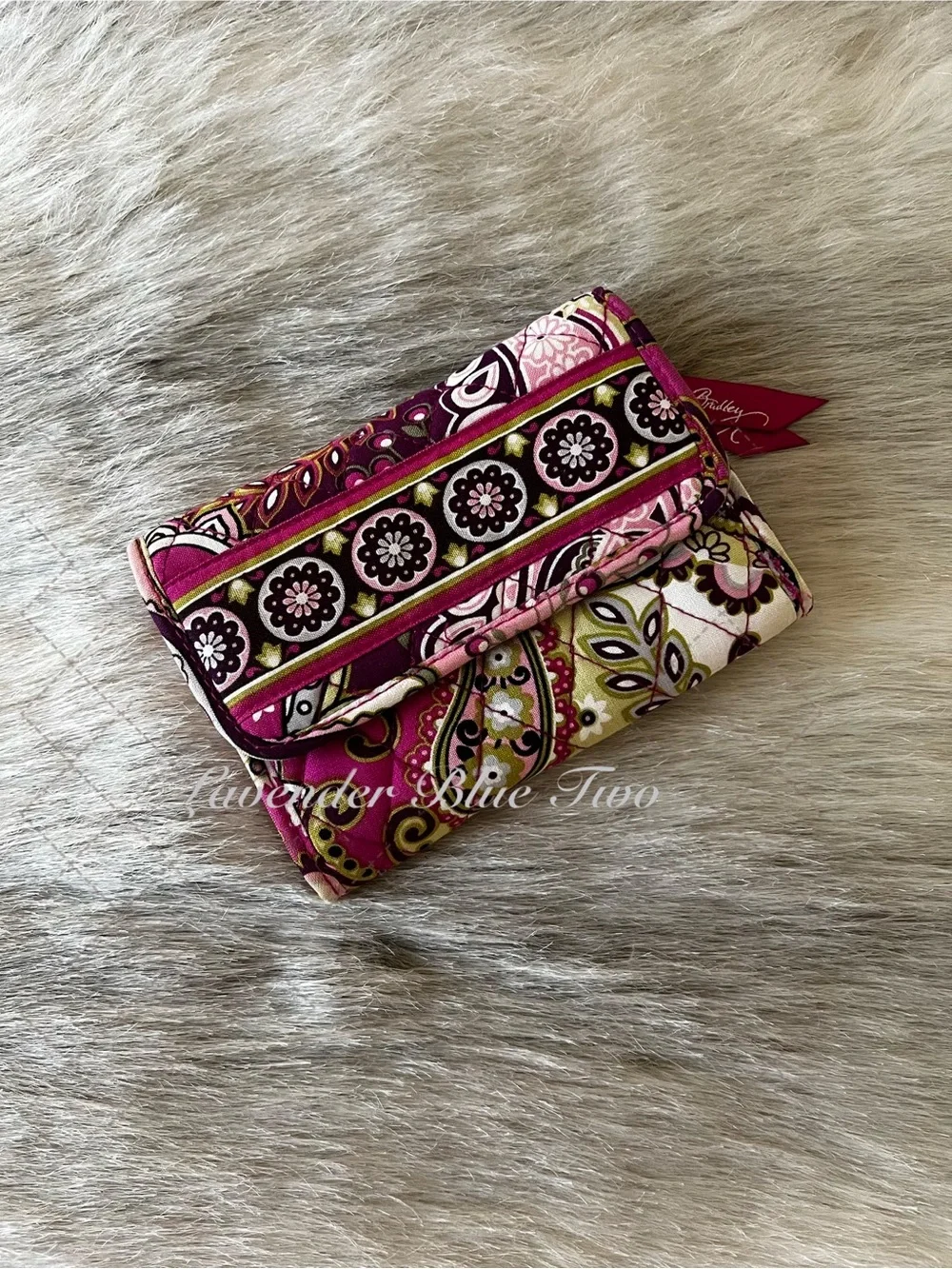 VERA BRADLEY Very Berry Paisley 2010 Trifold Euro Wallet Pink Purple Y2K